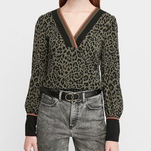 Leopard Print V-Neck Color Block Top